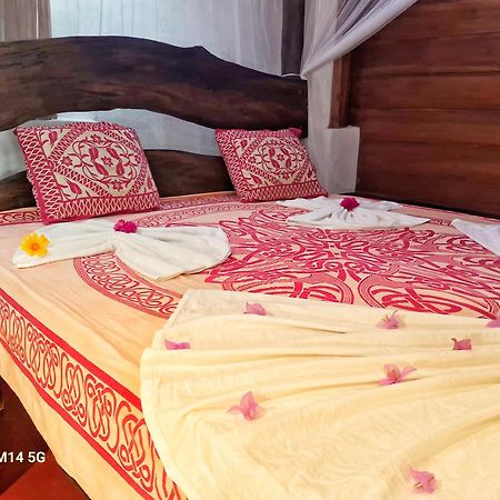 Sea Sound Cabana & Restaurant Тангалла Экстерьер фото