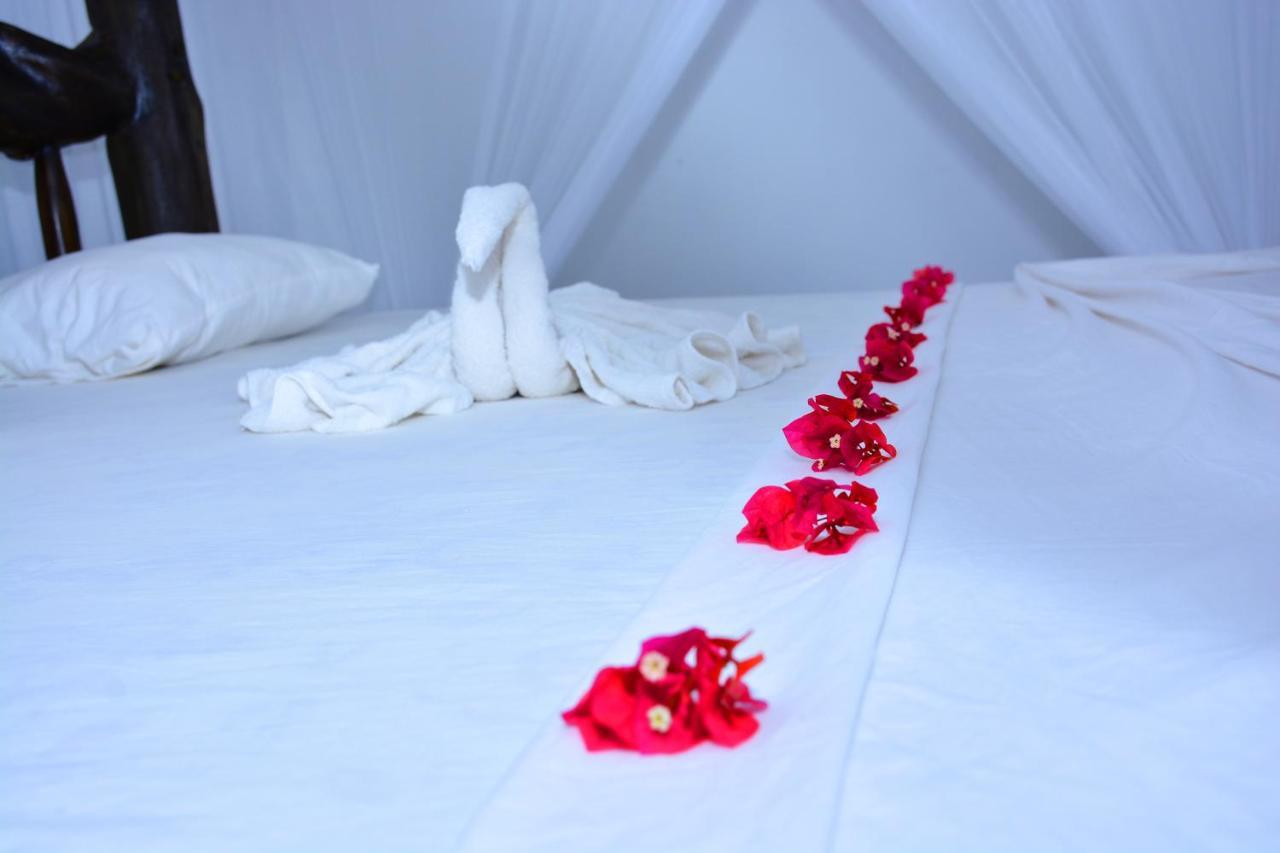 Sea Sound Cabana & Restaurant Тангалла Экстерьер фото
