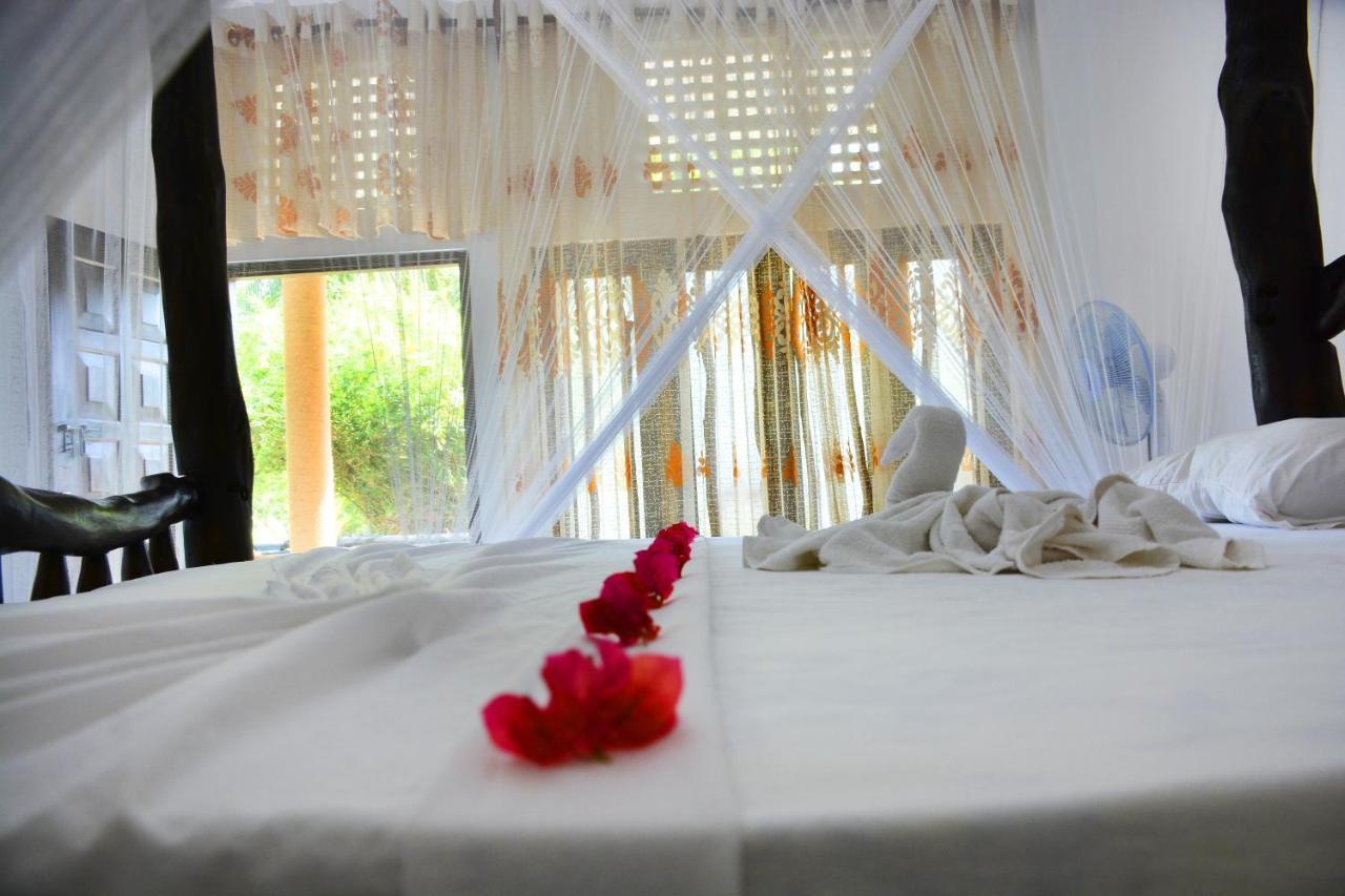 Sea Sound Cabana & Restaurant Тангалла Экстерьер фото